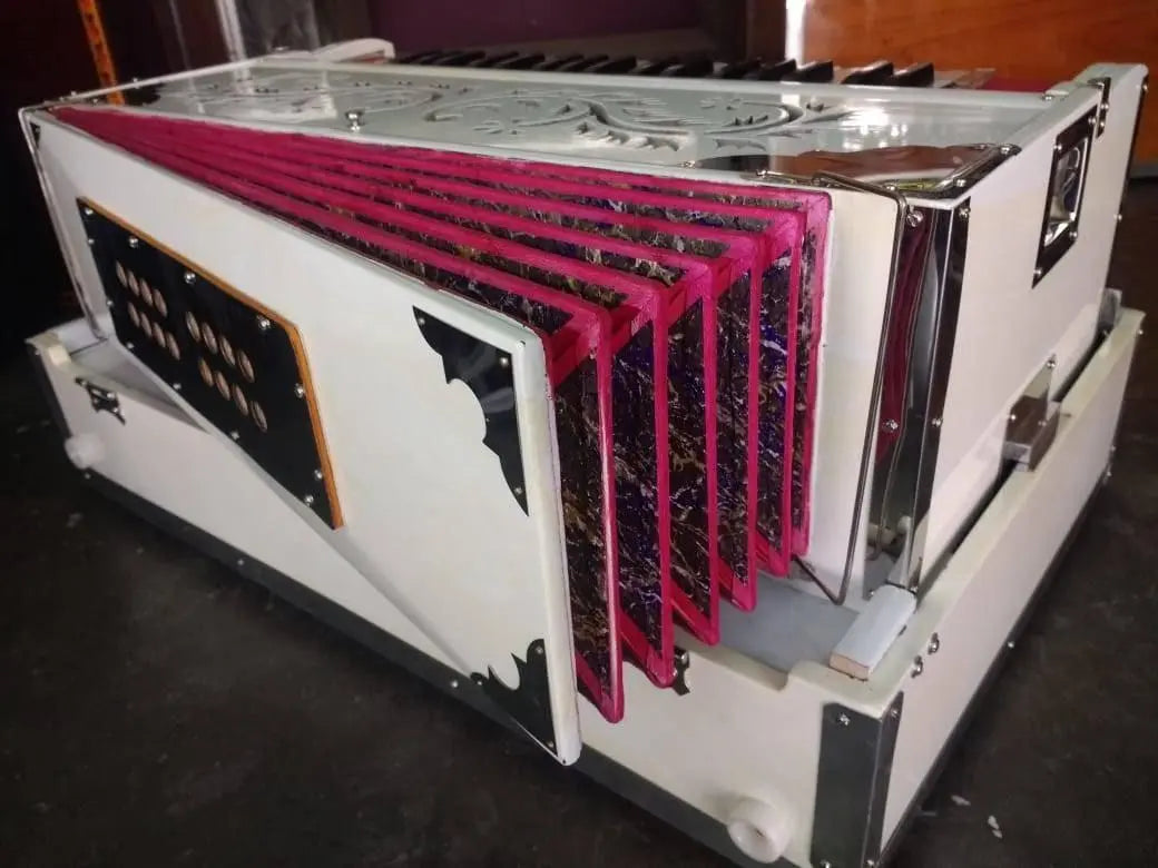 Harmonium 3 Line 9 Scale Changer Palitan 3 Line , 37 Reeds, 440hz